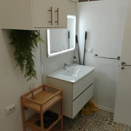 Apartment Comfortable *